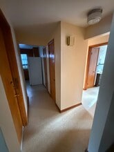 1020 Beach Rd, Unit 3 Lower in Cheektowaga, NY - Building Photo - Building Photo