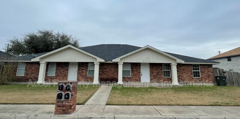 1908 Angus St in Mission, TX - Building Photo