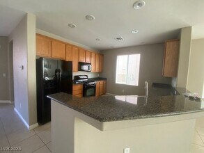 5267 Progresso St in Las Vegas, NV - Building Photo - Building Photo