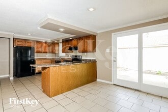 9404 Granville Pl, Unit U05 in Indianapolis, IN - Building Photo - Building Photo