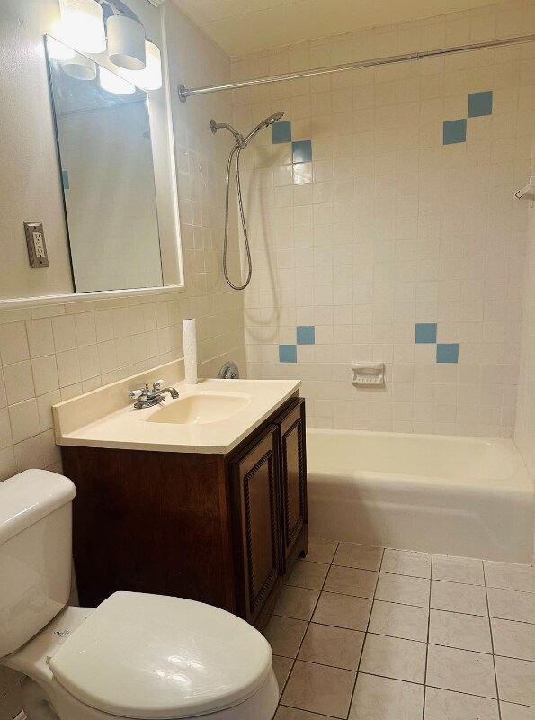 23 McCormick Terrace in Stoughton, MA - Building Photo - Building Photo