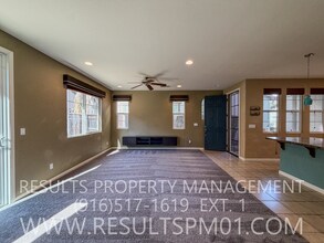 1521 Impressionist Loop in Roseville, CA - Building Photo - Building Photo