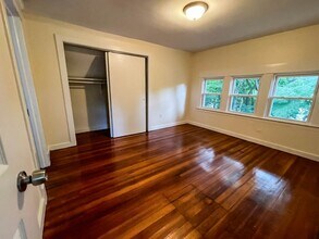 252 Goffe Terrace in New Haven, CT - Building Photo - Building Photo