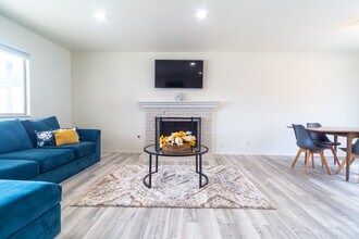 3950 Agena Way in Lompoc, CA - Building Photo - Building Photo