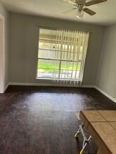 12715 W Club Ln in Houston, TX - Building Photo - Building Photo