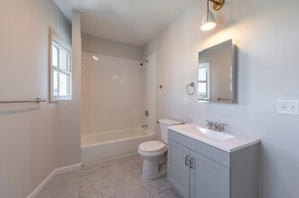 23-39 Main St in New Britain, CT - Building Photo - Interior Photo