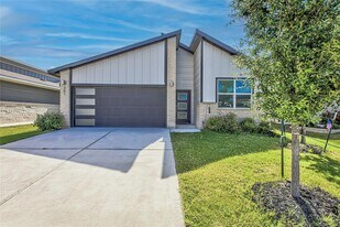 301 Tequilana Pass in Leander, TX - Building Photo