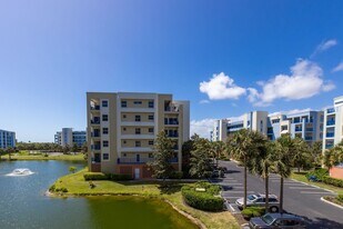5300 S Atlantic Ave in New Smyrna Beach, FL - Building Photo
