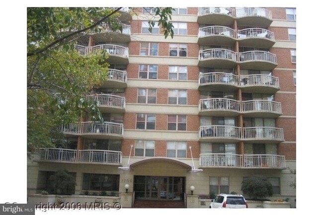 property at 1200 Braddock Pl