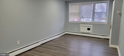 230 W Roosevelt Blvd in Philadelphia, PA - Building Photo - Building Photo