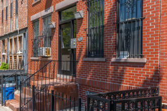 733 Dean St in Brooklyn, NY - Foto de edificio - Building Photo