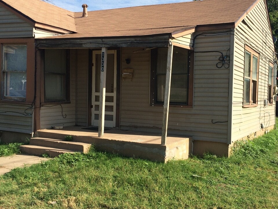 1330 S 9th St in Abilene, TX - Building Photo