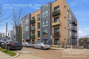 1016 17th Pl NE in Washington, DC - Building Photo