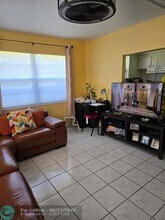 21 Ventnor Dr in Deerfield Beach, FL - Building Photo - Building Photo