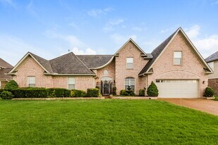 8562 Meadow Vale Dr in Memphis, TN - Building Photo