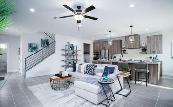 165 E Lexington Ave in Gilbert, AZ - Building Photo - Building Photo