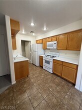 792 Spotted Eagle St in Henderson, NV - Building Photo - Building Photo