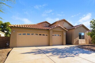 3513 S Sun Splash Dr in Tucson, AZ - Foto de edificio - Building Photo