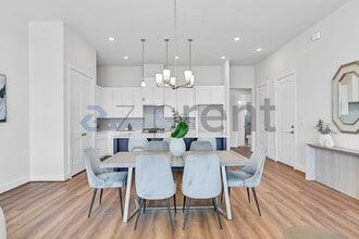 4413 Anthony Ct Ln in Seabrook, TX - Foto de edificio - Building Photo