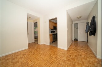 100 Marion St, Unit 38 in Brookline, MA - Building Photo - Building Photo
