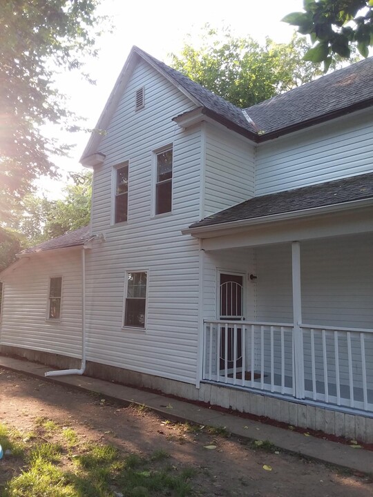 222 S Wheatland Ave in Columbus, OH - Building Photo