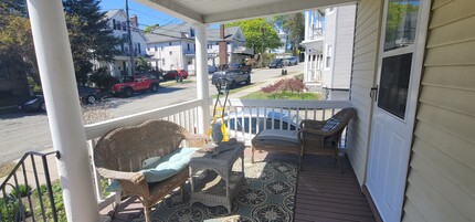 96 Boylston St, Unit 1 in Watertown, MA - Building Photo - Building Photo