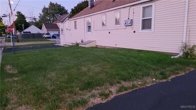6 Balzac Ct in Tonawanda, NY - Building Photo - Building Photo