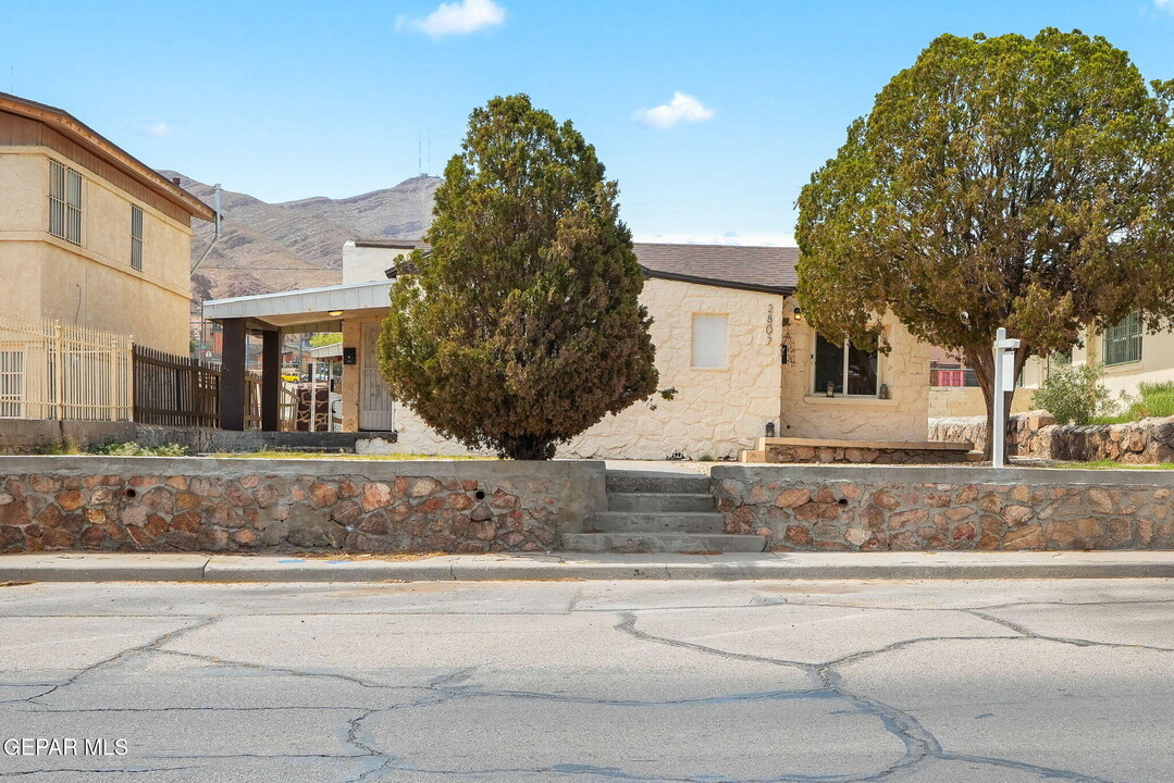 2805 Grant Ave in El Paso, TX - Building Photo