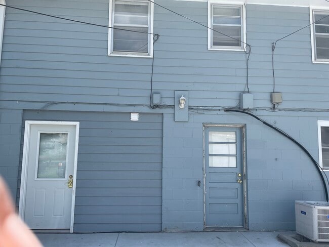 7524 Blondo St in Omaha, NE - Building Photo - Building Photo