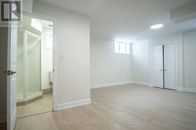118 Fairholme Ave in Toronto, ON - Building Photo - Building Photo