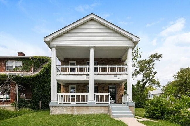 property at 307-309 Delaware Ave