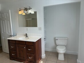 10214 Marine View Dr in Mukilteo, WA - Building Photo - Building Photo