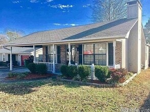 100 Pecan Valley Dr in Sherwood, AR - Building Photo - Building Photo