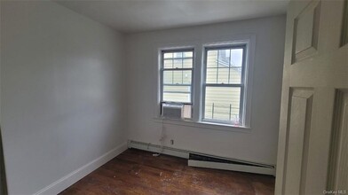 23 Alida St in Yonkers, NY - Building Photo - Building Photo