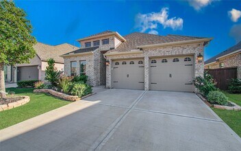 5030 Morrison Dr in Manvel, TX - Foto de edificio - Building Photo