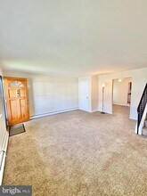 241 E 10th Ave in Conshohocken, PA - Building Photo - Building Photo