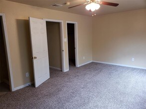 529 Solomon Ln in Brookshire, TX - Building Photo - Building Photo
