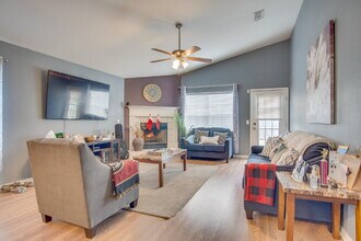 2005 Tujaques Pl in Pensacola, FL - Building Photo - Building Photo