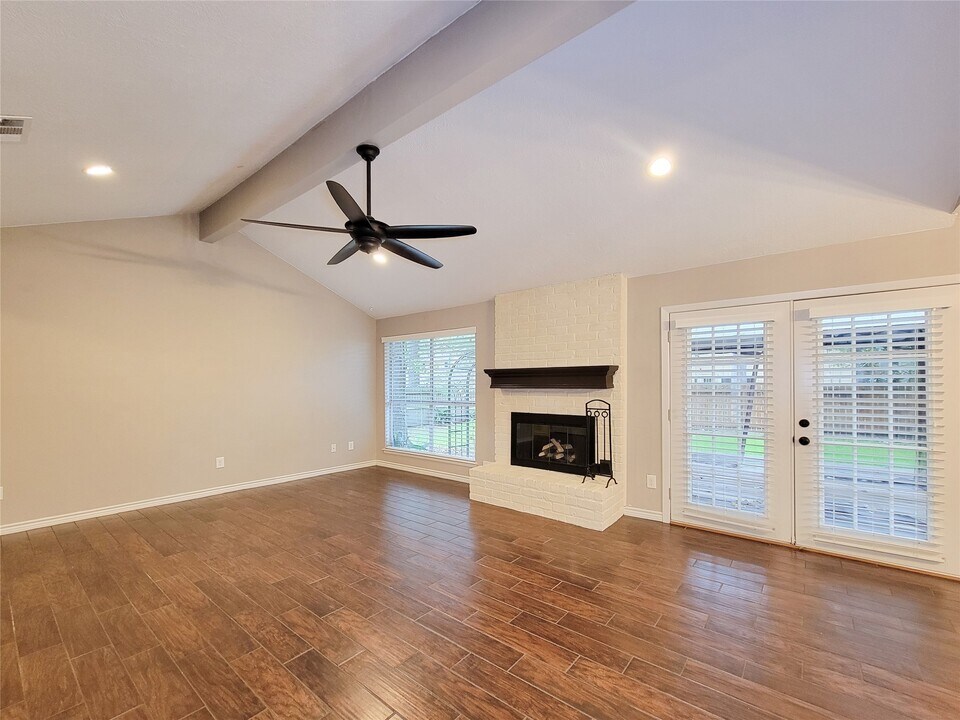 3735 Hickory Knob Dr in Houston, TX - Building Photo