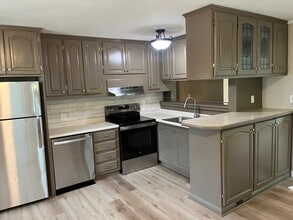 1021 N Taggart Ave in Clarksville, IN - Building Photo - Building Photo
