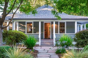 1610 Myrtle St in Calistoga, CA - Building Photo