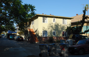 725 S 8th St in San Jose, CA - Foto de edificio - Building Photo