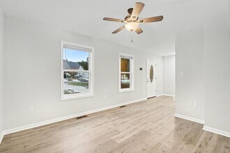 239 W Broad St in Elizabethville, PA - Building Photo - Building Photo