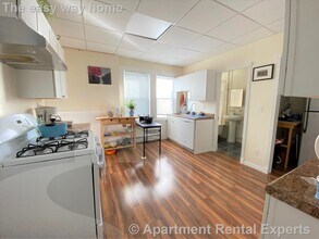 10 Craigie St in Somerville, MA - Building Photo - Building Photo