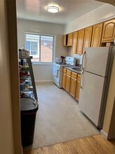 76-41 170th St in Queens, NY - Building Photo - Building Photo