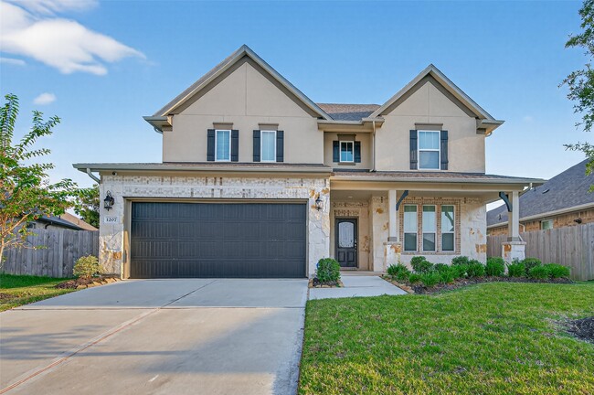 property at 1207 Dry Cork Cir