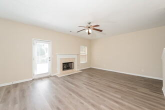 3915 Pointe Vecchio Cir in Cumming, GA - Building Photo - Building Photo