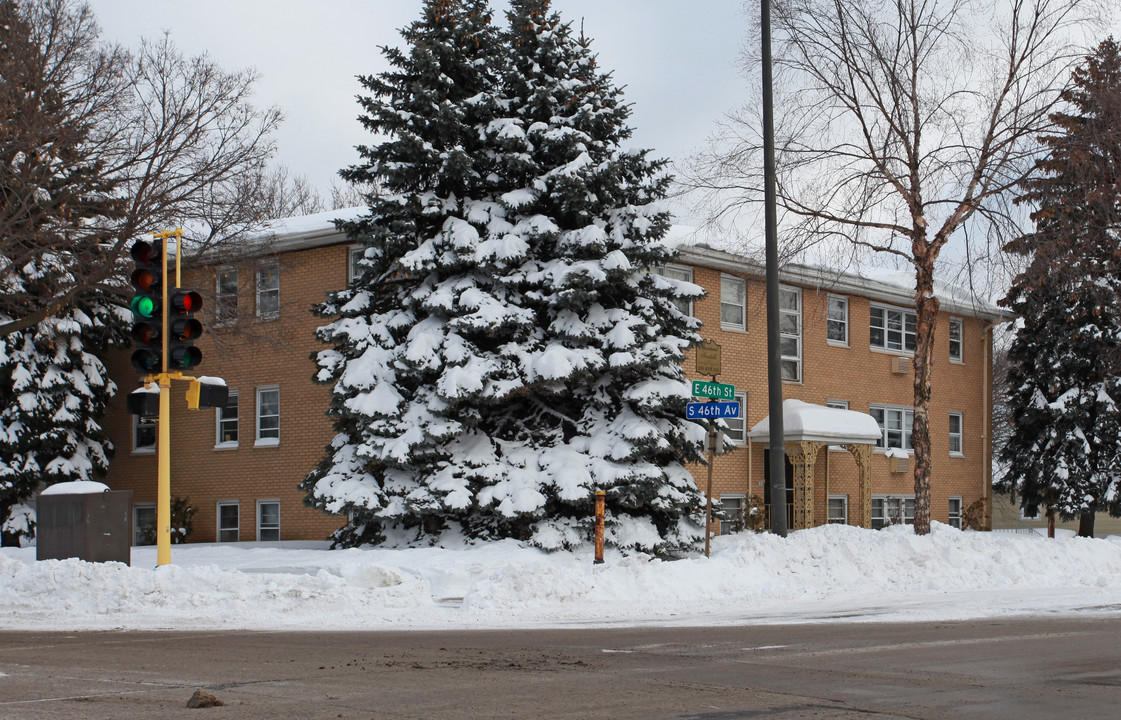 4600 E 46th St in Minneapolis, MN - Building Photo