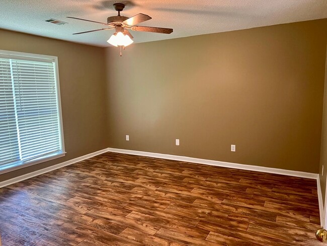 property at 332 Sagewood Dr