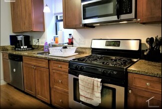 66 Louis Prang St, Unit 1 in Boston, MA - Building Photo - Building Photo